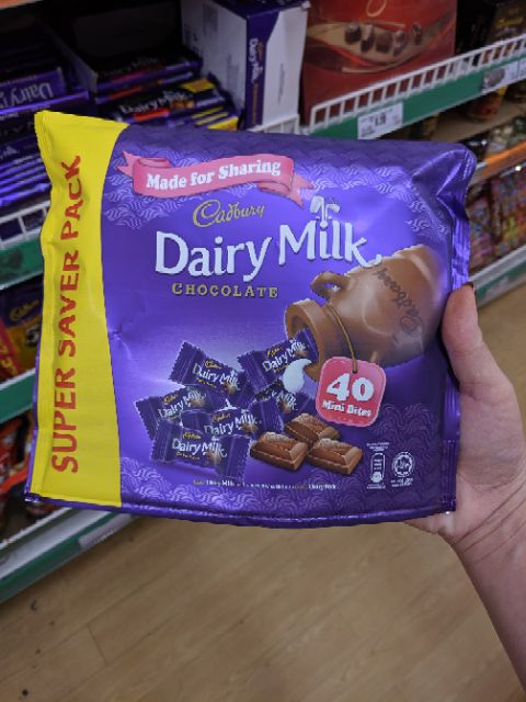 Kẹo Chocolate Dairy Milk Cadbury gói 35 viên
