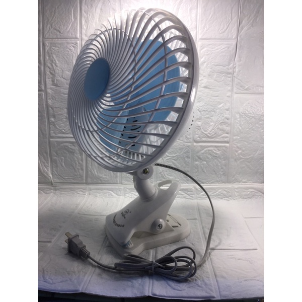QUẠT KẸP CẮM ĐIỆN 220v Sải Cánh 20cm
