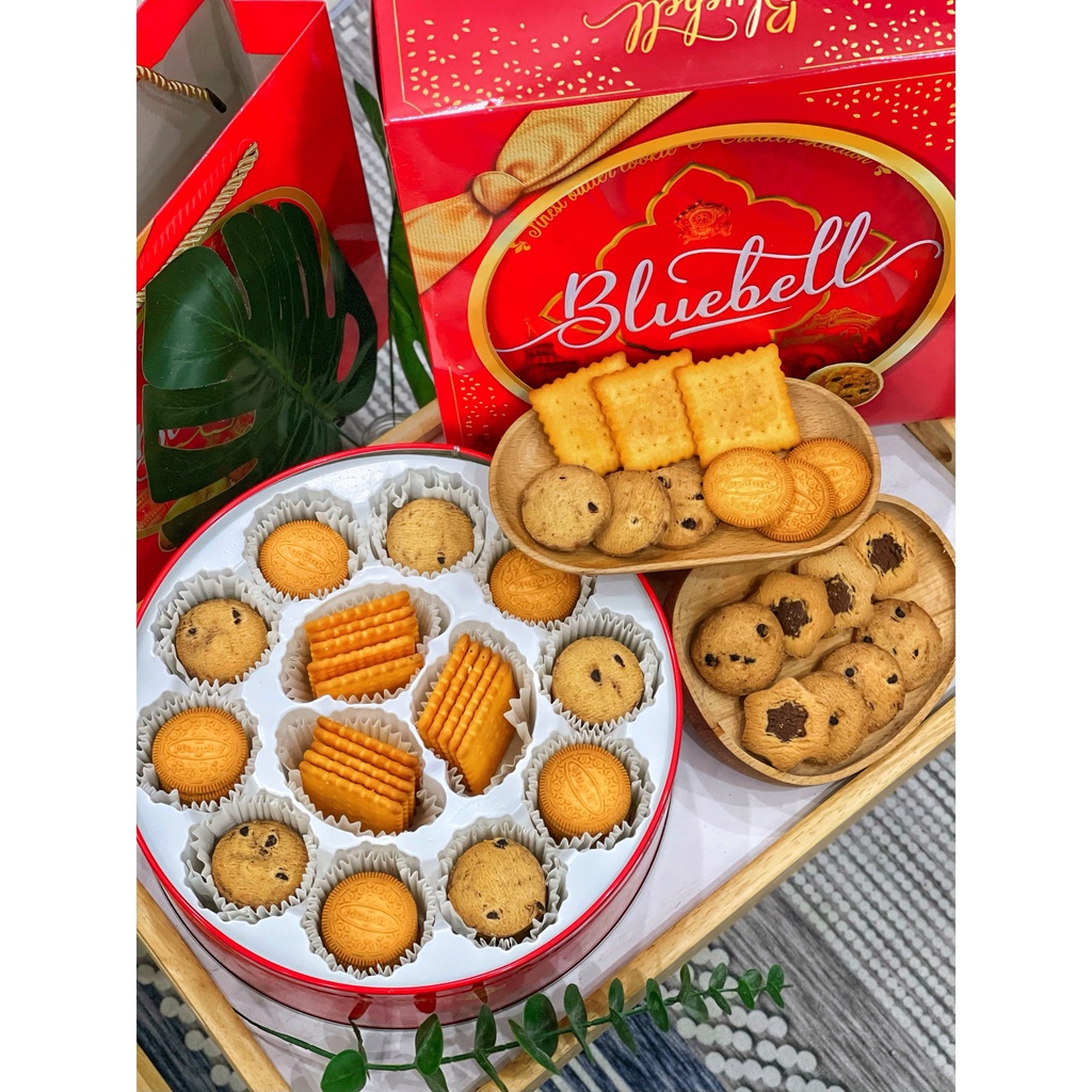 Bánh cookies Bluebell đỏ hộp thiếc 450g
