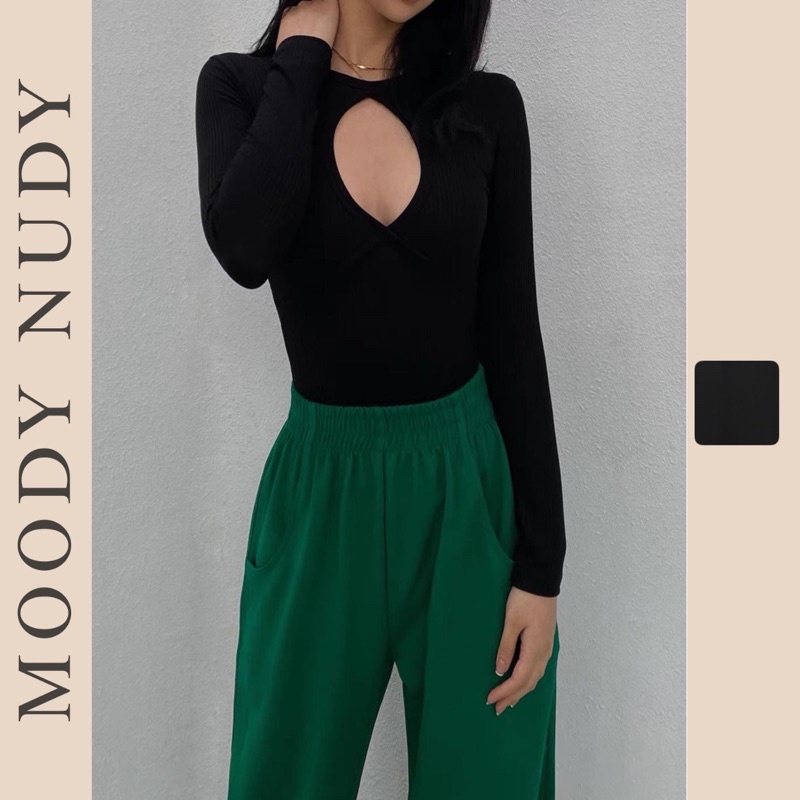 Áo cutout ngực tay dài MOODY NUDY