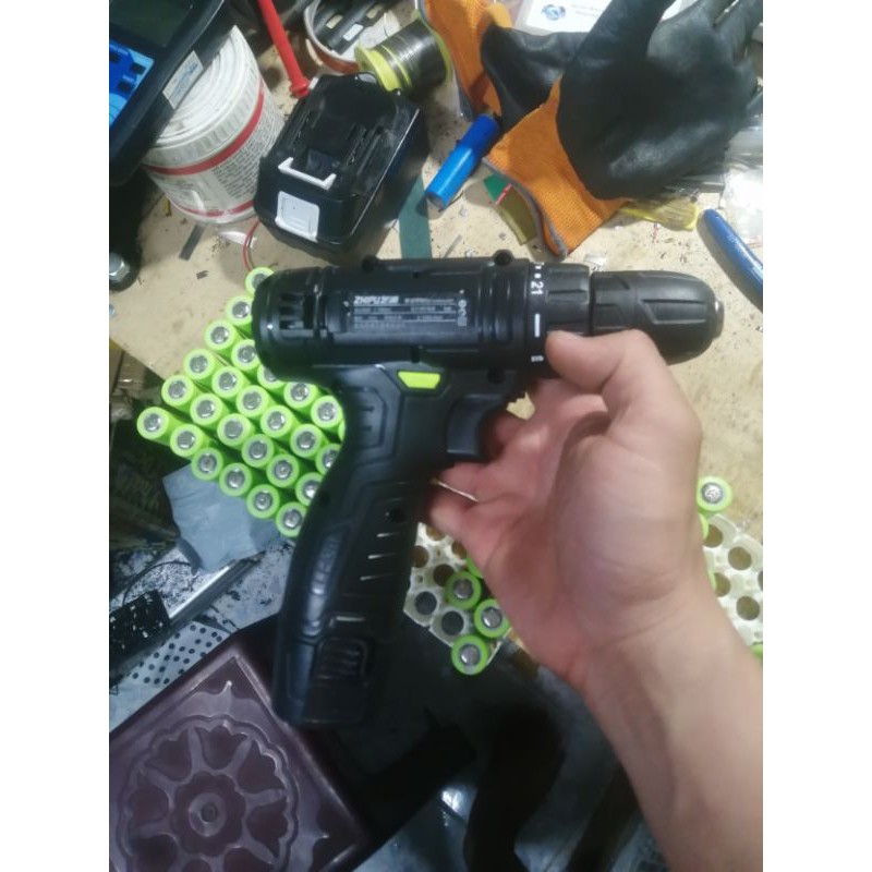 Máy khoan pin nội địa trung quốc 12v pin chọt