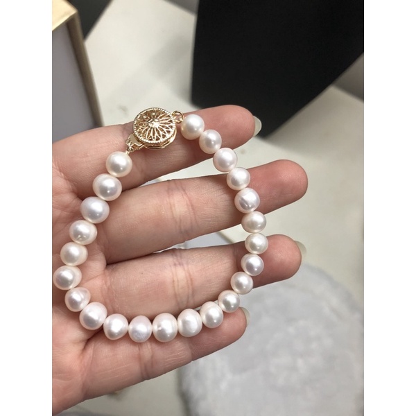 Vòng tay trắng 7ly khóa hộp vàng