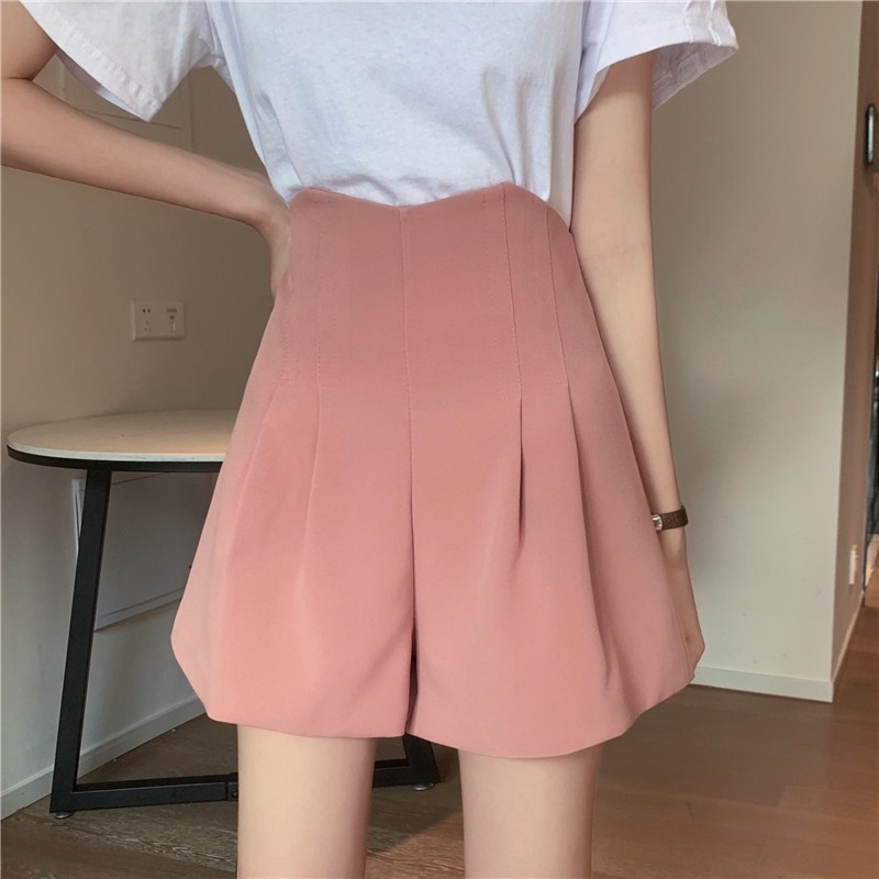 Quần đùi chữ A ống rộng eo cao thiết kế giản dị dành cho bạn nữ | BigBuy360 - bigbuy360.vn