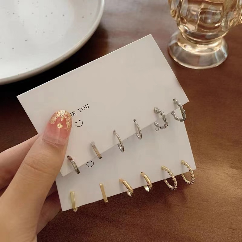Set Ba Món Khuyên Tai Kim Loại Dáng Chữ c Phong Cách Đơn Giản Cá Tính