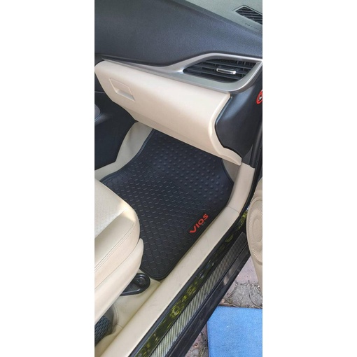 Thảm Lót Sàn Cao Su Cho Xe Toyota Vios 2014 đến 2022-không gây mùi , cao su đúc, vừa form xe, dễ vệ sinh