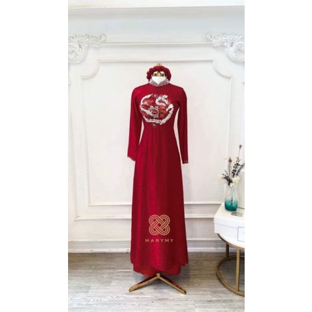 Áo dài gấm đỏ