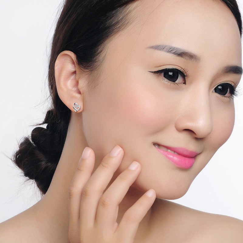 Hoa tai bạc ý 925 hình trái tim nhỏ nhắn, xinh xắn HT81