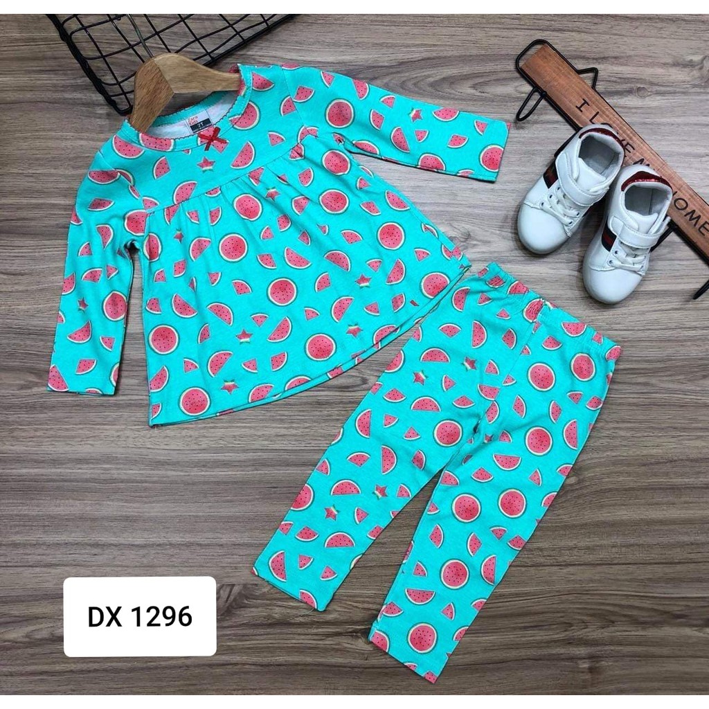Set đồ bộ Carter's cho bé