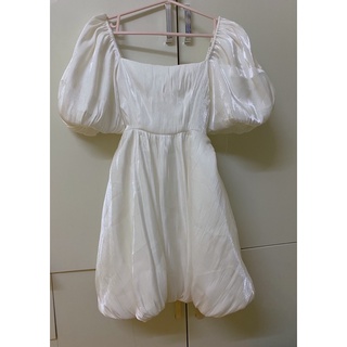 Đầm trắng Dottie size S
