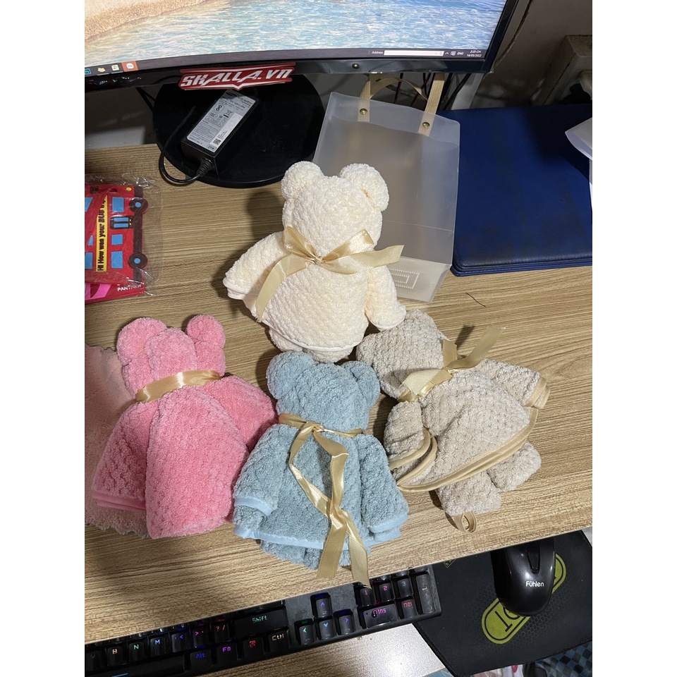 Khăn tắm lông cừu san hô mềm mại có túi đựng nhiều màu sắc (DEAL SỐC) K501