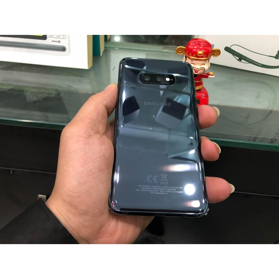 Điện thoại Samsung Galaxy S10E - Siêu Màn || Siêu Chip || Tuyệt đỉnh âm thanh || Tại Playmobile | BigBuy360 - bigbuy360.vn