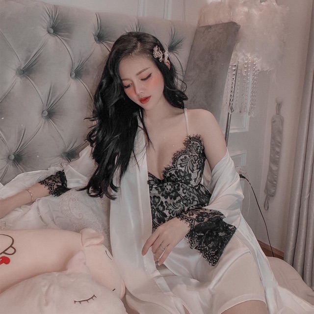 SET ĐỒ NGỦ ÁO CHOÀNG LỤA