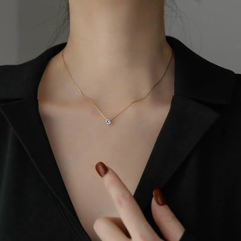Dây chuyền titan đá nụ dây đứt
