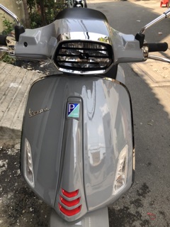 ỐP ( CHỤP ) ĐÈN PHA DÀNH CHO VESPA SPRINT