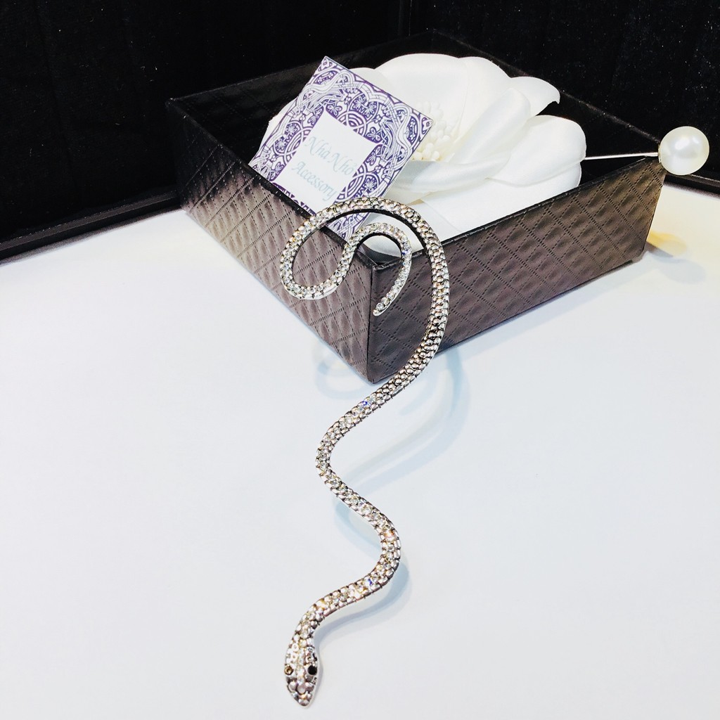 Khuyên Vành Tai Hình Rắn Bên Trái Độc Đáo NHÀ NHỎ 417