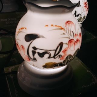 Đèn xông tinh dầu Bát Tràng