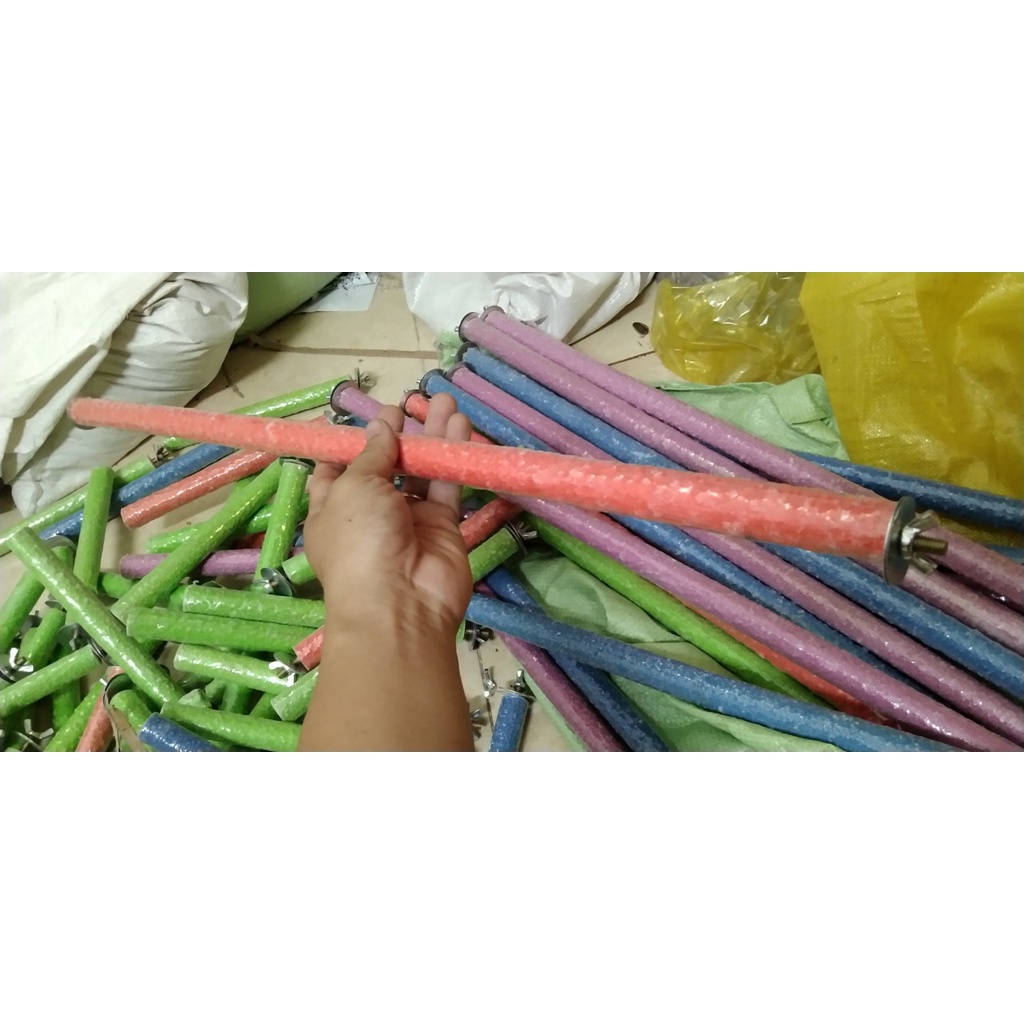 1 cây cầu mài móng bằng gỗ dài 60cm dùng lắp chuồng lớn cho chim, các dòng vẹt mài móng khỏi sắc nhọn (màu ngẫu nhiên)