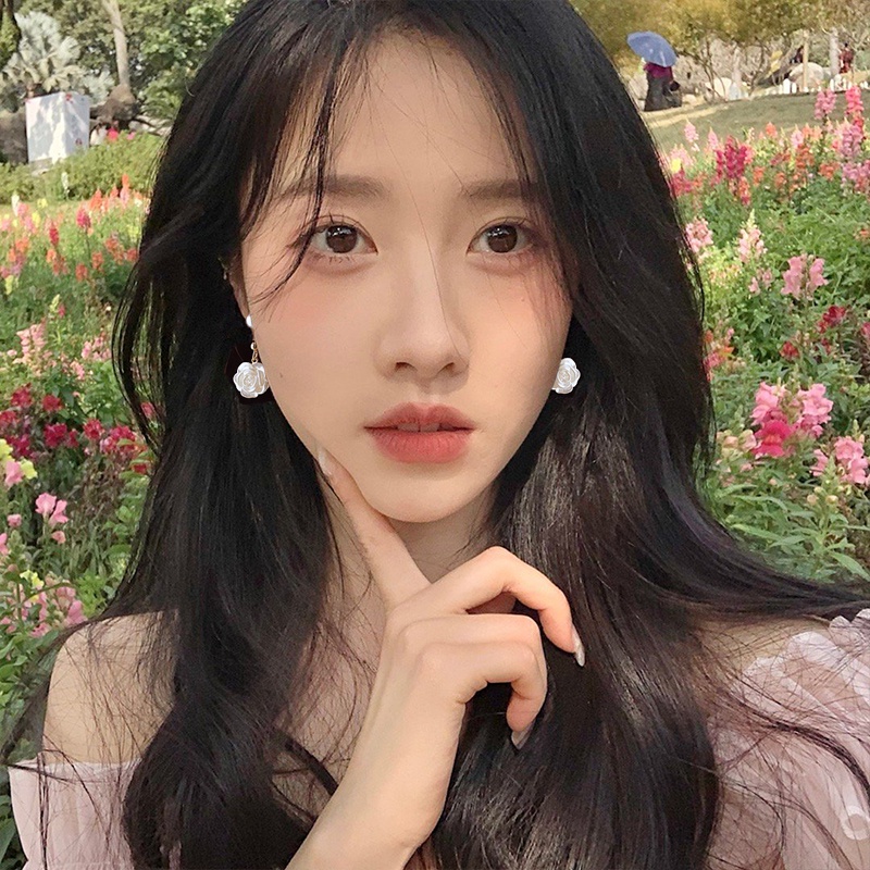 IF ME Đôi Bông Tai Họa Tiết Hoa Trà Thời Trang Sành Điệu Cho Nữ