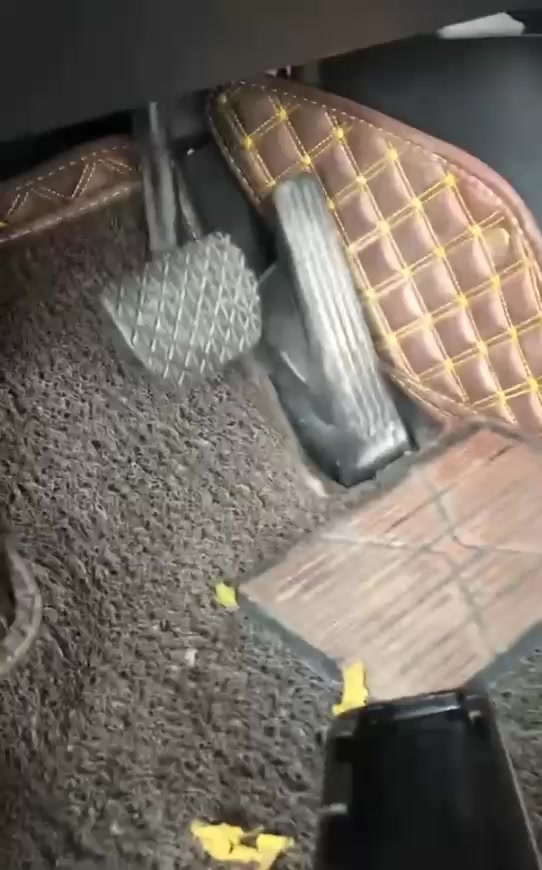 Ốp chân ga, chân phanh Mazda 2, 3, 6, CX3, CX5, CX8