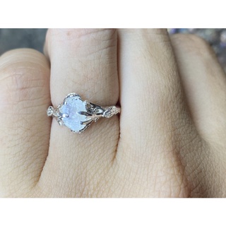 nhẫn bạc 950 đá moonstone t.h.ô!