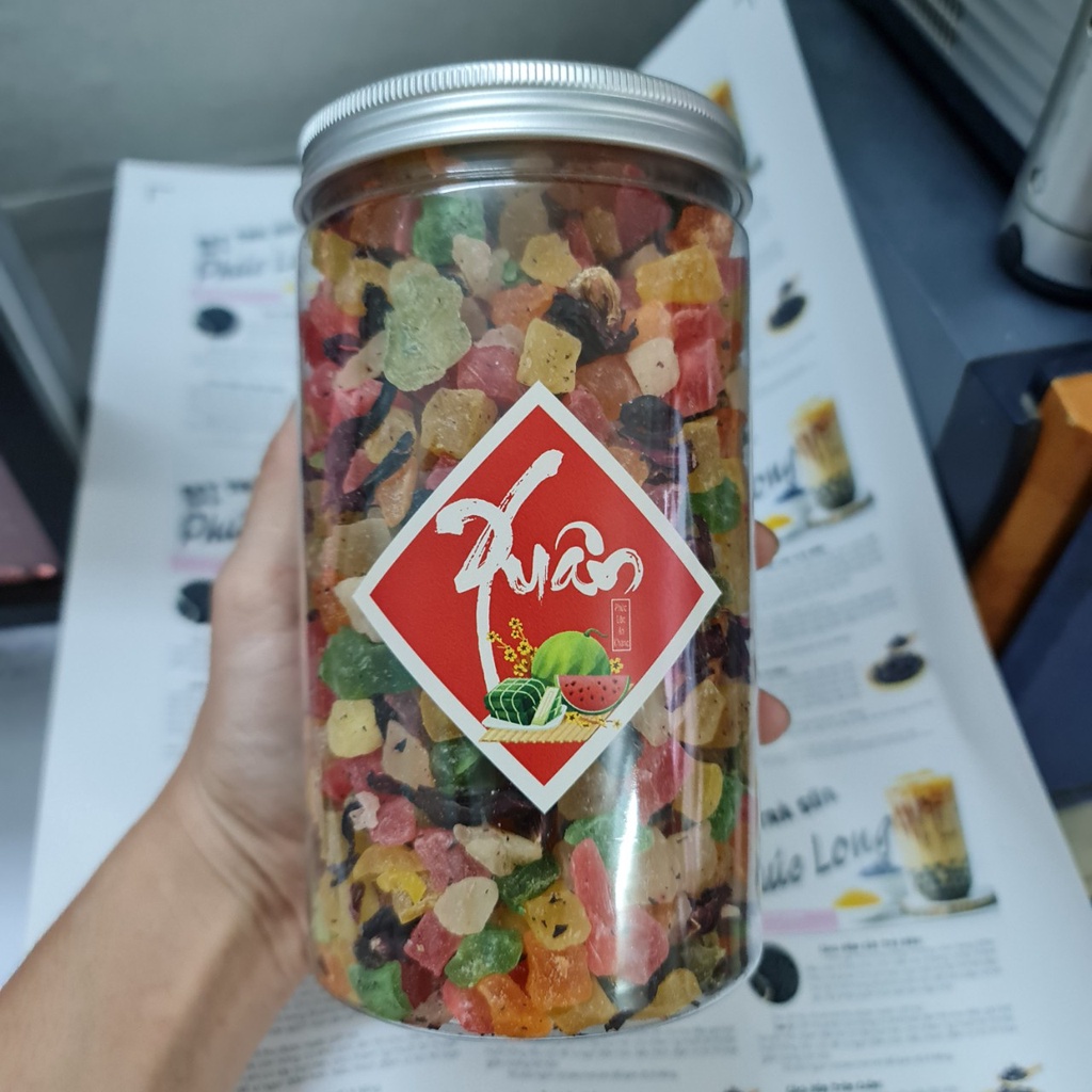 35 Tem Giấy Xuân 5x5cm  dán hộp, hủ, chai, lọ đựng mứt Tết, khô, hộp quà