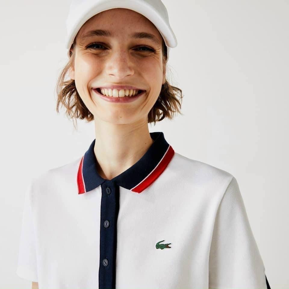 ÁO PHÔNG CỔ ĐEN NƯ