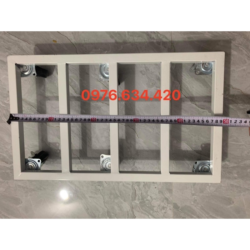 Kệ giá đỡ chậu hoa cây cảnh bằng sắt sơn tĩnh điện kích thước 30x50cm có bánh xe di chuyển dễ dàng