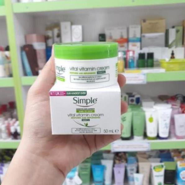 ✅ (HÀNG CHUẨN AUTHENTIC) Kem dưỡng ẩm Cho Da Ban Đêm Simple Kind To Skin Vital Vitamin Night 50ml