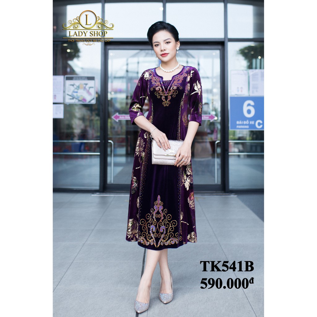 Thời trang trung niên -  Đầm quý bà cao cấp - Ladyshop - Đầm nhung hoa hồng phối giữa đính đá TK541