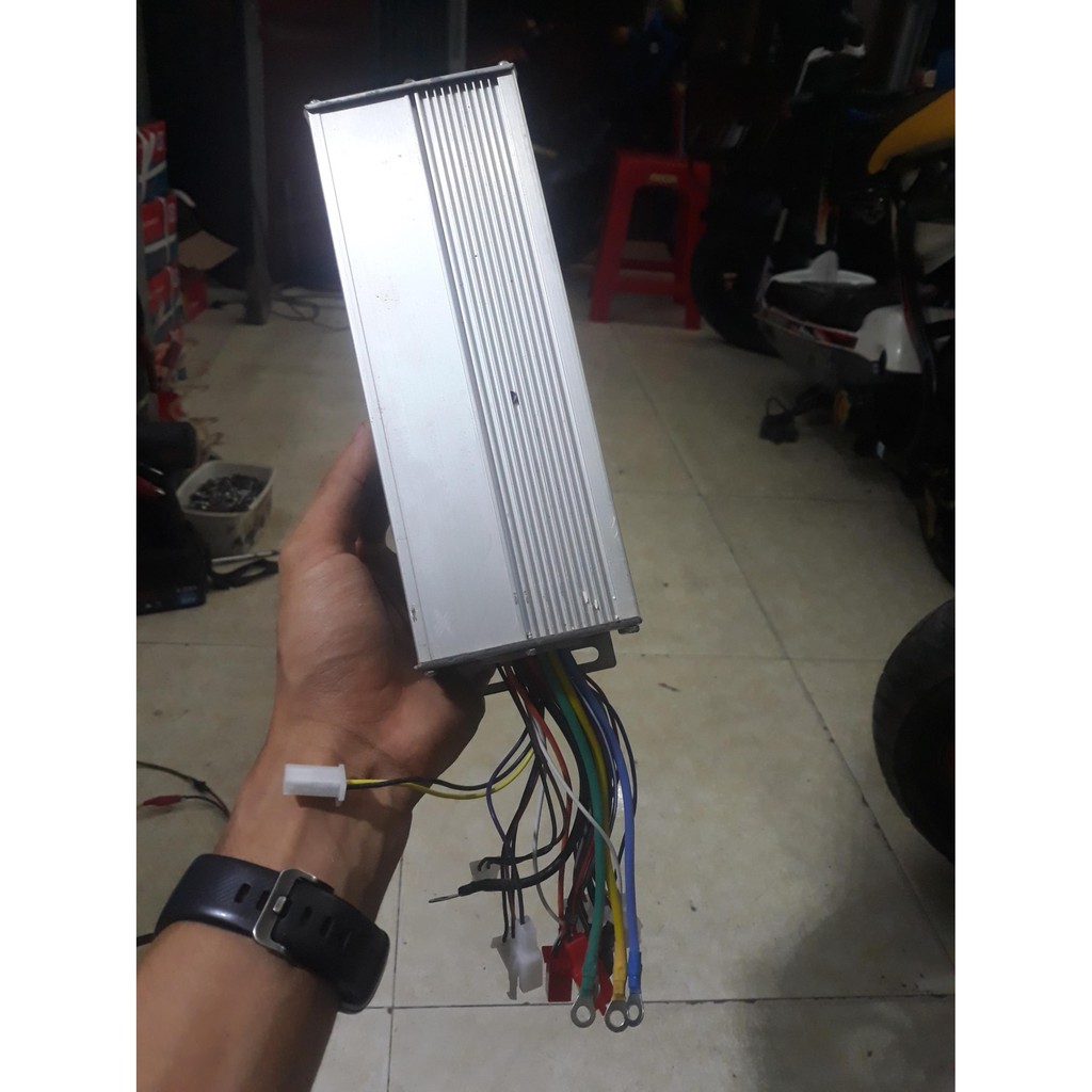 Điều tốc động cơ 3 pha BLDC 1000-1500W - điều tốc xe điện ( Hàng Thanh Lý mới 99%)