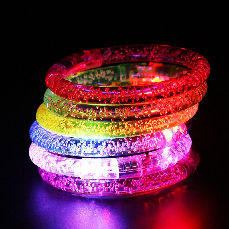 Combo 2 Vòng tay dạ quang đèn led phát sáng nổi bật trong đêm tiện dụng
