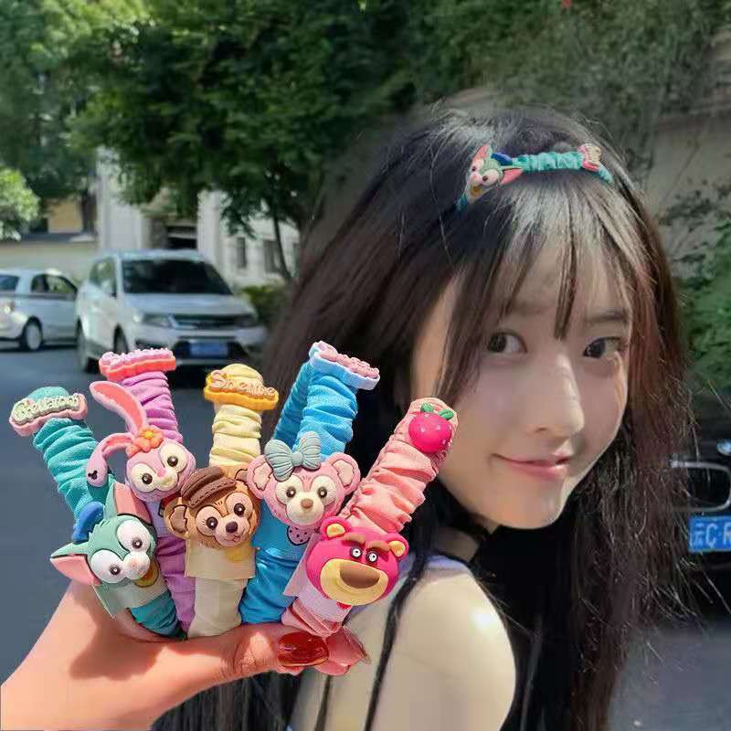 Băng Đô Xếp Ly Hình Gấu Dâu Tây Hoạt Hình Dễ Thương Và Không Làm Đau Tóc Cho Trẻ Em AKKU