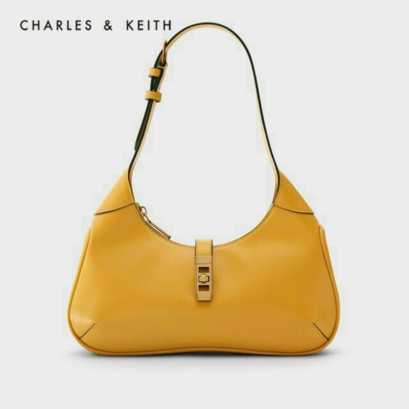 túi xuất khẩu, túi kẹp nách CHARLES & KEITH METALLIC ACCENT HOBO code: ck2- 40781495