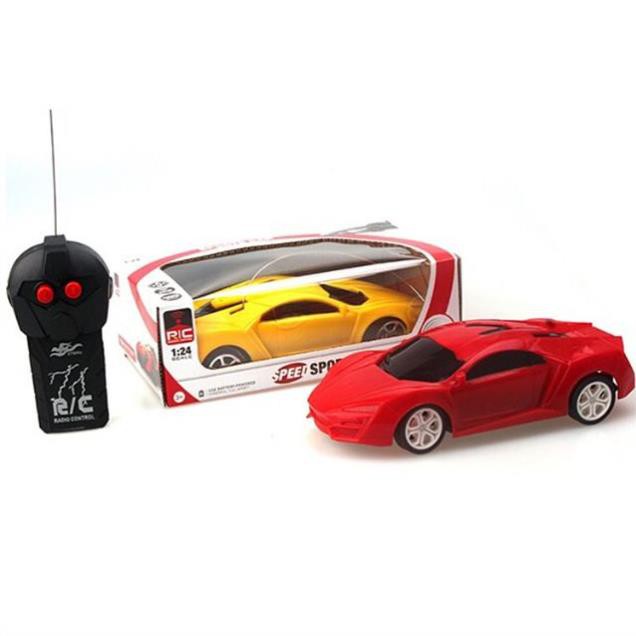 Xe ô tô điều khiển từ xa