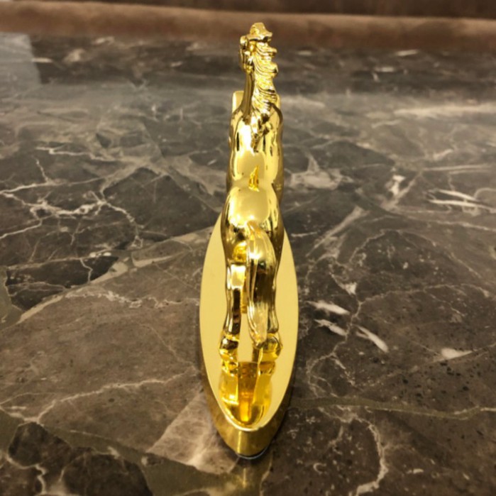 Sản Phẩm Bộ Tượng Ngụa Vàng Đúc Đồng-Nước Hoa Trang Trí Xe Hơi, Ô Tô Cao Cấp. Mã 72501 .