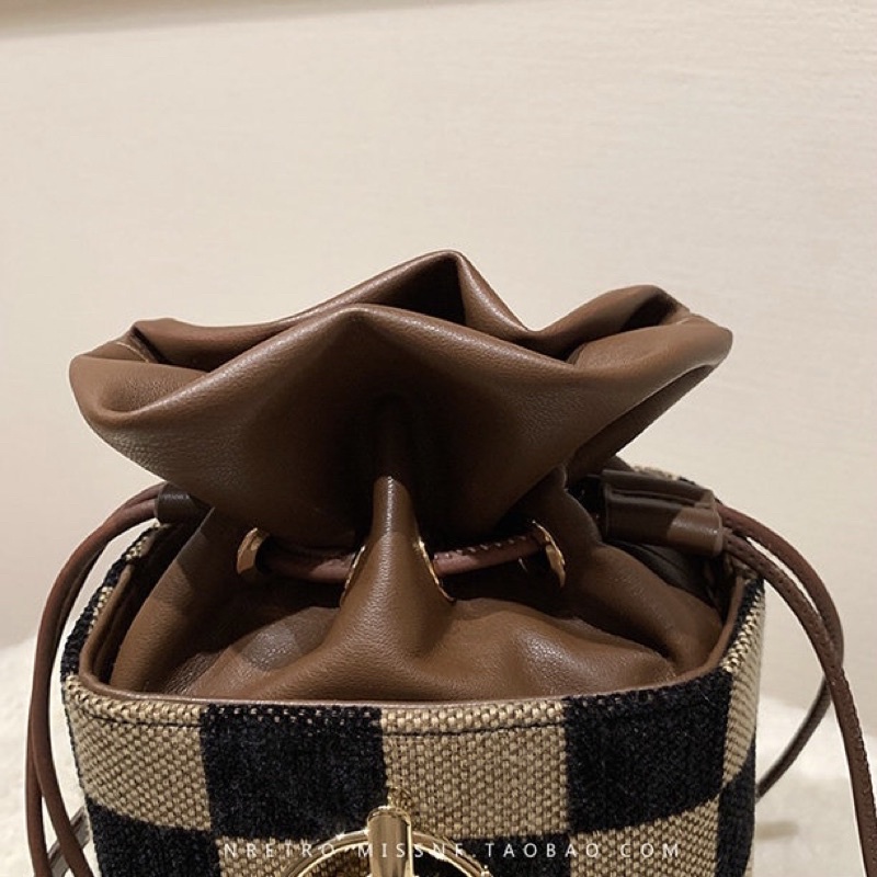 TÚI XÁCH HỘP VUÔNG CHIO’2ND KẺ CARO
