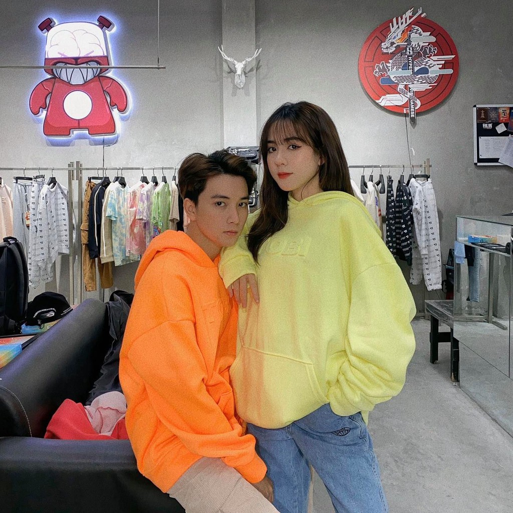 [Mã WABRWA15 giảm 15% đơn 300K] Áo khoác Embossed TB Hoodie Unisex chính hãng local brand TOBI - Hiệu ứng Dập nổi | BigBuy360 - bigbuy360.vn