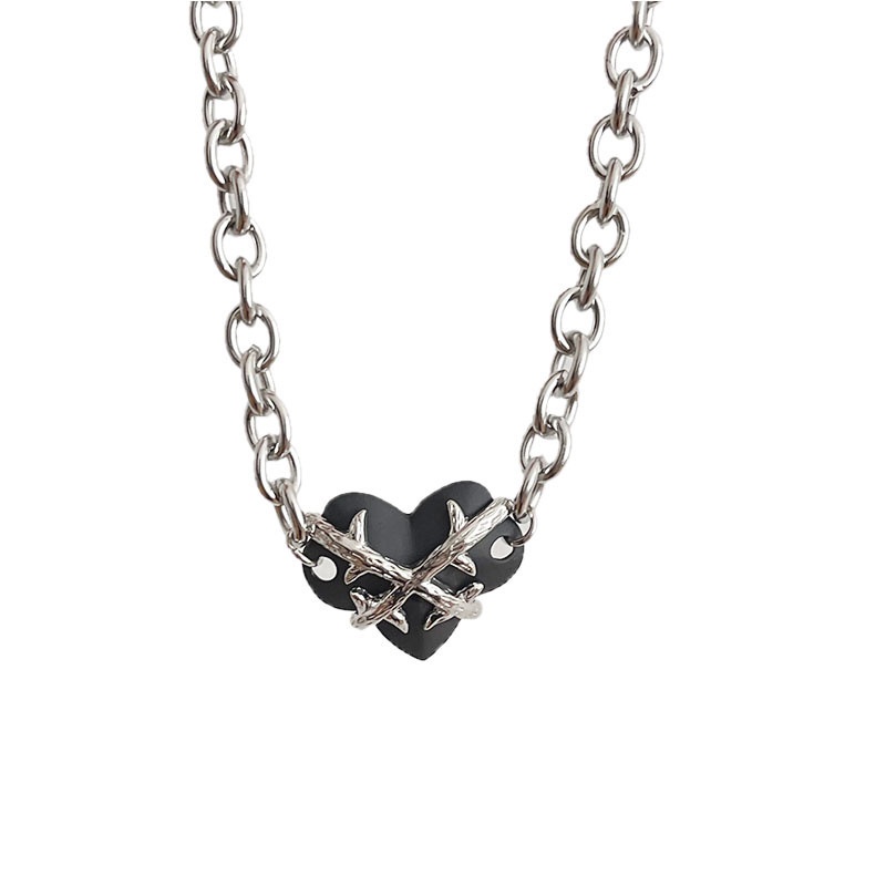 Vòng cổ mặt hình trái tim màu đen phong cách độc đáo dành cho nữ