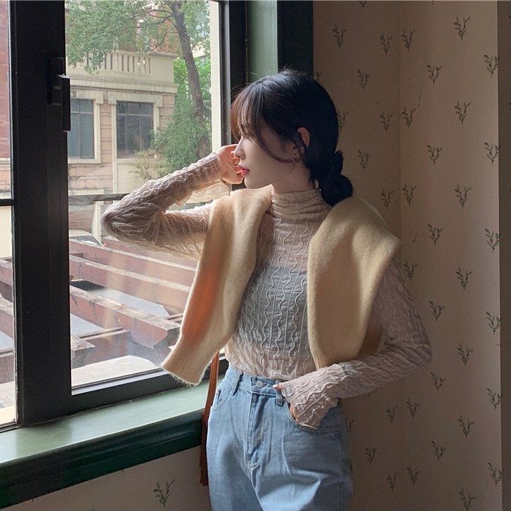 Áo tay dài thiết kế ren hoa cổ lọ hợp thời trang | BigBuy360 - bigbuy360.vn