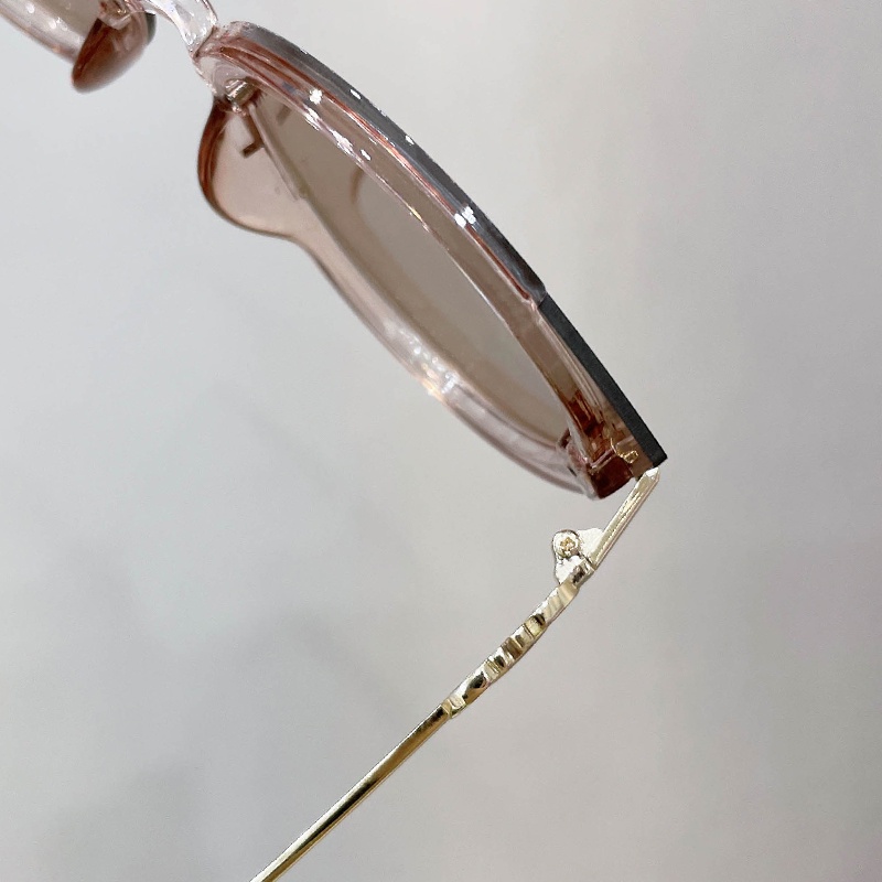 Kính Mát Chống Tia UV Màu Gradient Thời Trang Đi Biển Cho Nữ