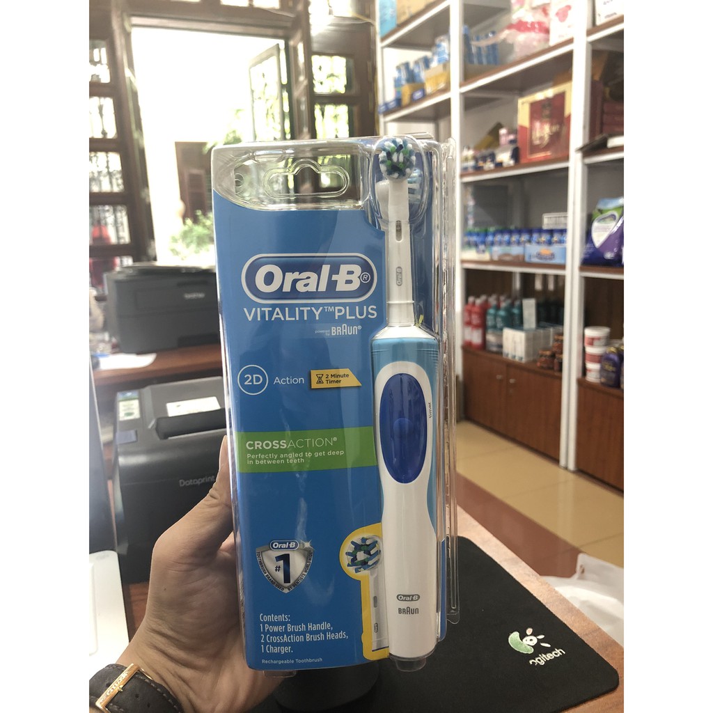 Bàn chải điện người lớn Oral -B