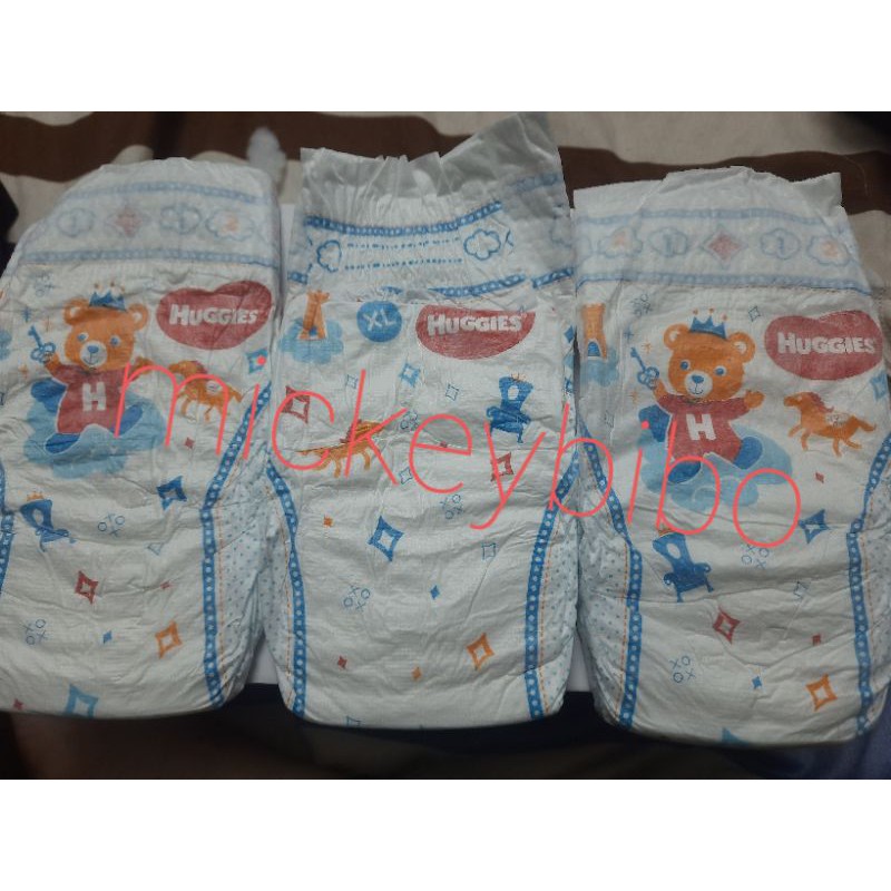 Combo 100 Tã dán Huggies size XL(hàng trần)