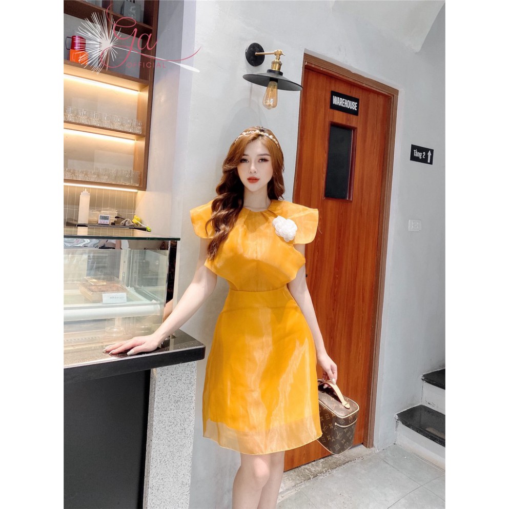 Váy vàng cổ tròn nơ bèo thiết kế cao cấp với chất liệu organza mềm đứng form tôn dáng |DINO DRESS |L