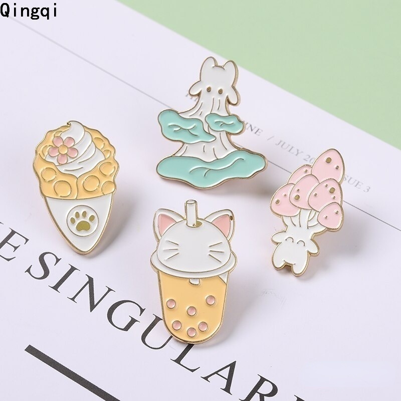 Trâm cài áo Miss Zoe hình cây nấm hoạt hình bằng kim loại tráng men