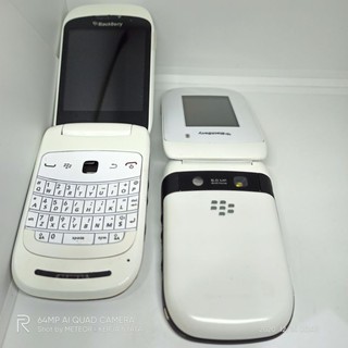 Ốp lưng + nắp đậy cho blackberry 9670 style + chìa khóa