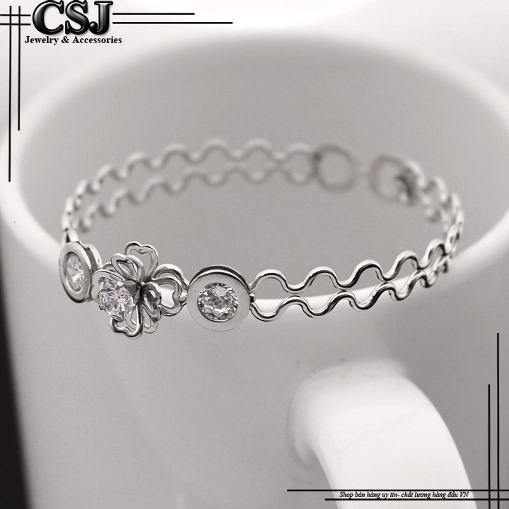 Vòng tay nữ gợn sóng cỏ 4 lá đính đá xinh