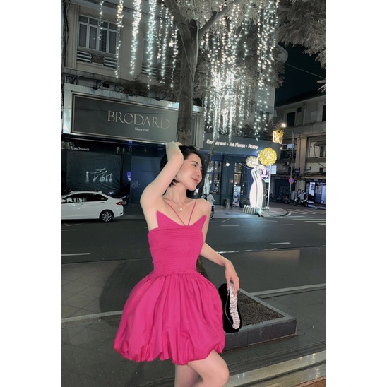 Đầm xoè bí cúp ngực