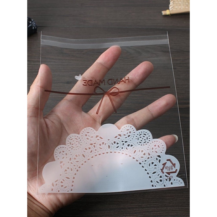 100 KHAY VÀ TÚI DÁN ĐỰNG BÁNH TRUNG THU HAND MADE 250 GRAM