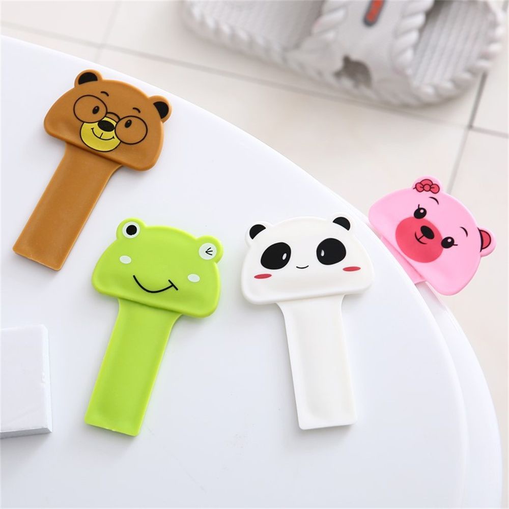 Dụng cụ nâng nắp bồn cầu tiện dụng