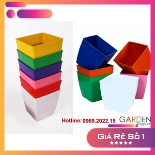 Chậu nhựa vuông trồng hoa- cây cảnh 9x9 cm